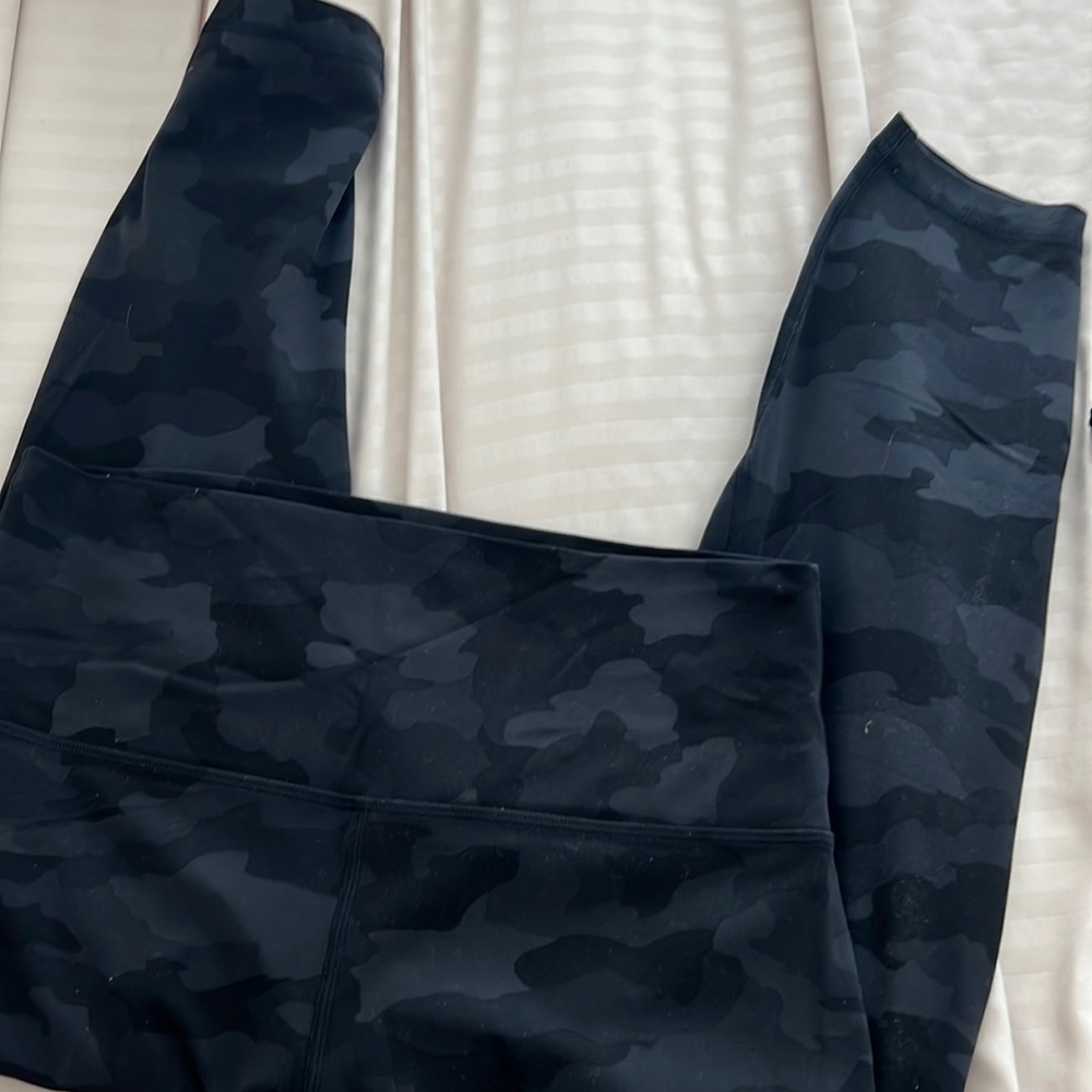Lulu align leggings - size 10